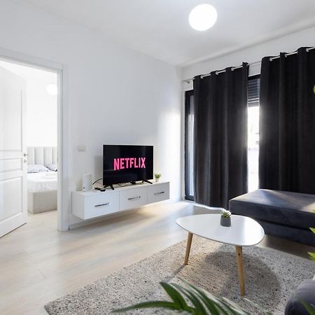 Top Bnb Tirana Bagian luar foto