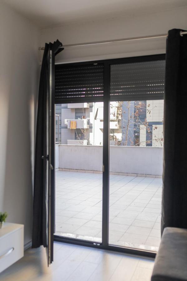 Top Bnb Tirana Bagian luar foto