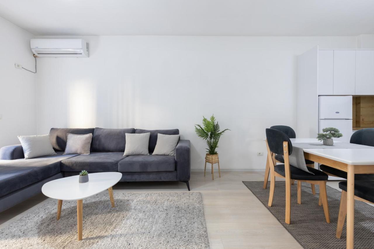 Top Bnb Tirana Bagian luar foto