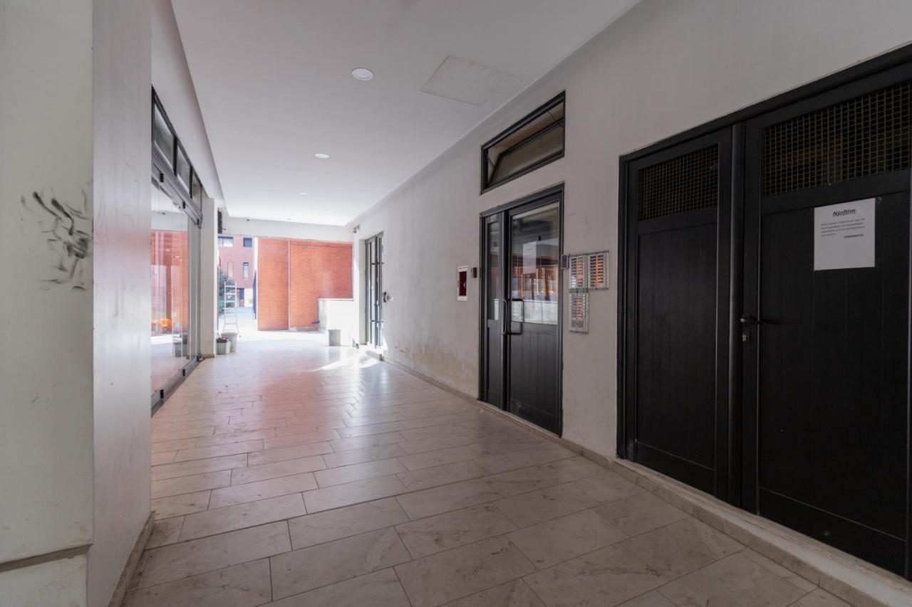 Top Bnb Tirana Bagian luar foto